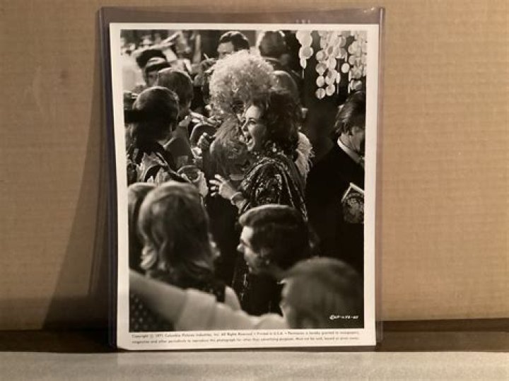 Elizabeth MitchellV promo pics V Photo (8507728) Fanpop